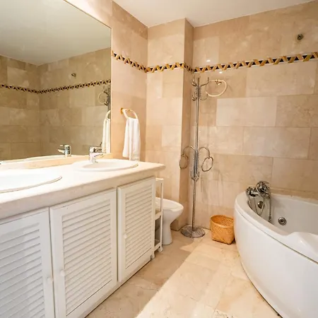 Stunning 2bedroom In Magna Marbella, With 3 Swimming Pools,wifi *