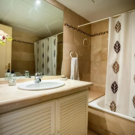 Stunning 2bedroom In Magna Marbella, With 3 Swimming Pools,wifi Marbella