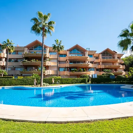 Stunning 2bedroom In Magna Marbella, With 3 Swimming Pools,wifi * Marbella